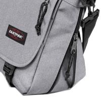 Eastpak 'Delegate +' Shoulder Bag 20l Laptopfach 17' sunday grey