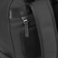 New Rebels 'William - Baltimore' Rucksack mit Laptopfach aufsteckbar 15l black