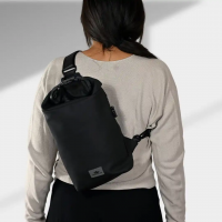 Freibeutler 'Alma' Crossbody 5L Mattschwarz