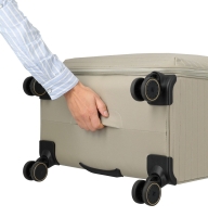 Travelite 'Barbara Stepp' 4-Rollen Bordtrolley S 55cm 2,6kg erweiterbar 40-43l Satin Nude