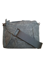 New Bags Schultertasche aus PU olive